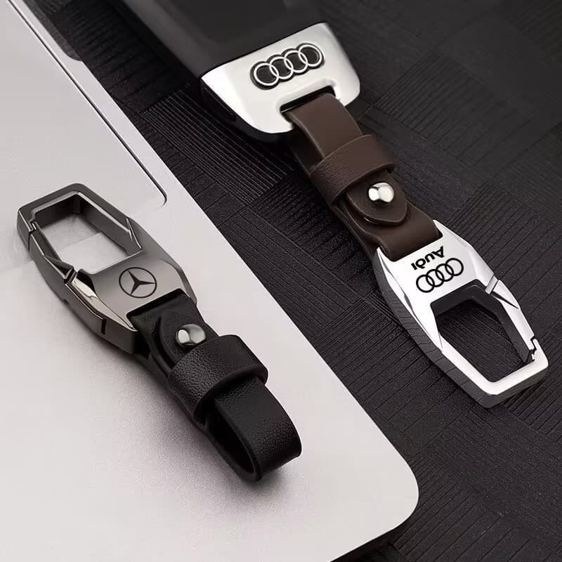 Premium Car Keychain Multi-functional Key Clip for Men and Women, New Anti-loss Accessory, Factory Wholesale