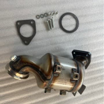 2011-2016 Chevrolet Cruze 1.4L with catalytic converter and durable exhaust system