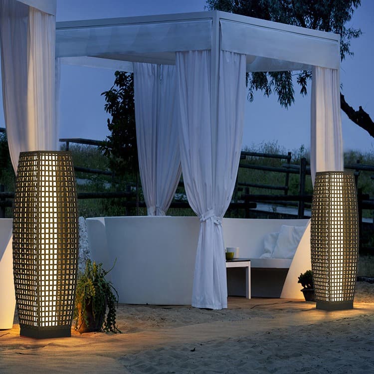 Solar Garden Light Outdoor Floor Lamp Waterproof Lawn Light Rattan Woven Outdoor Decorative Landscape Light Villa Garden Light