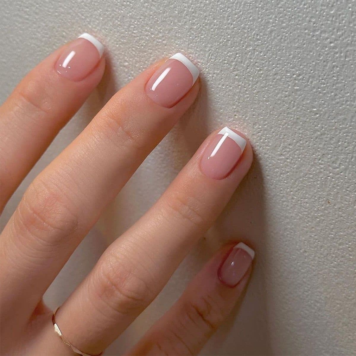 Cross-border Europe/US Wearable Nails Rectangular French Minimalist Bow Fake Nails Premium Press-On Nails Wholesale