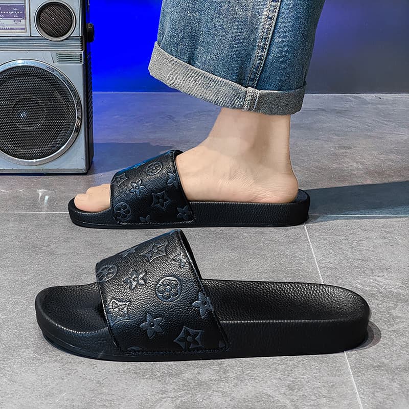 Men's Slippers 2025 Summer Outdoor Southeast Asia Large Size Flip Flops Casual Beach Sandals Slippers