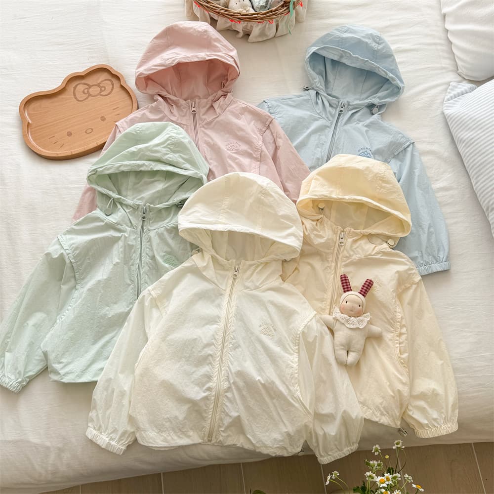 Girls hooded sun protection clothing children's coat summer thin breathable 2025 new baby sun protection clothing UV protection
