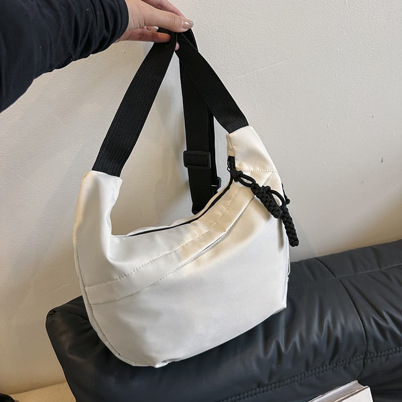 Fashion Commuter Large Shoulder Bag Women's 2024 Spring New Casual Versatile Tote Korean Underarm Bag