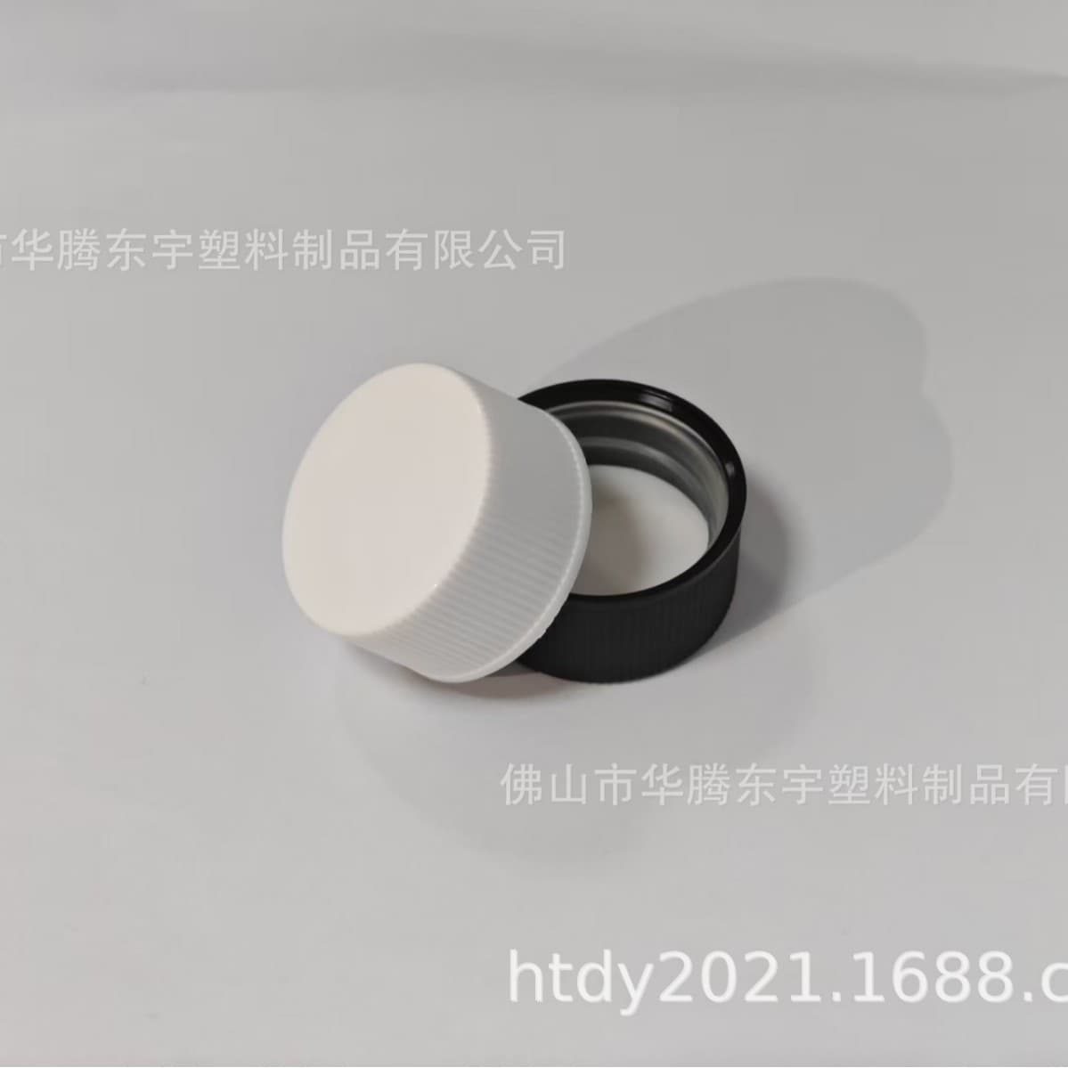28-Tooth Ribbed Press-Twist Cap, Cap-in-Cap, Health Supplement Bottle Cap, Cosmetic Bottle Cap, Child-Resistant Cap