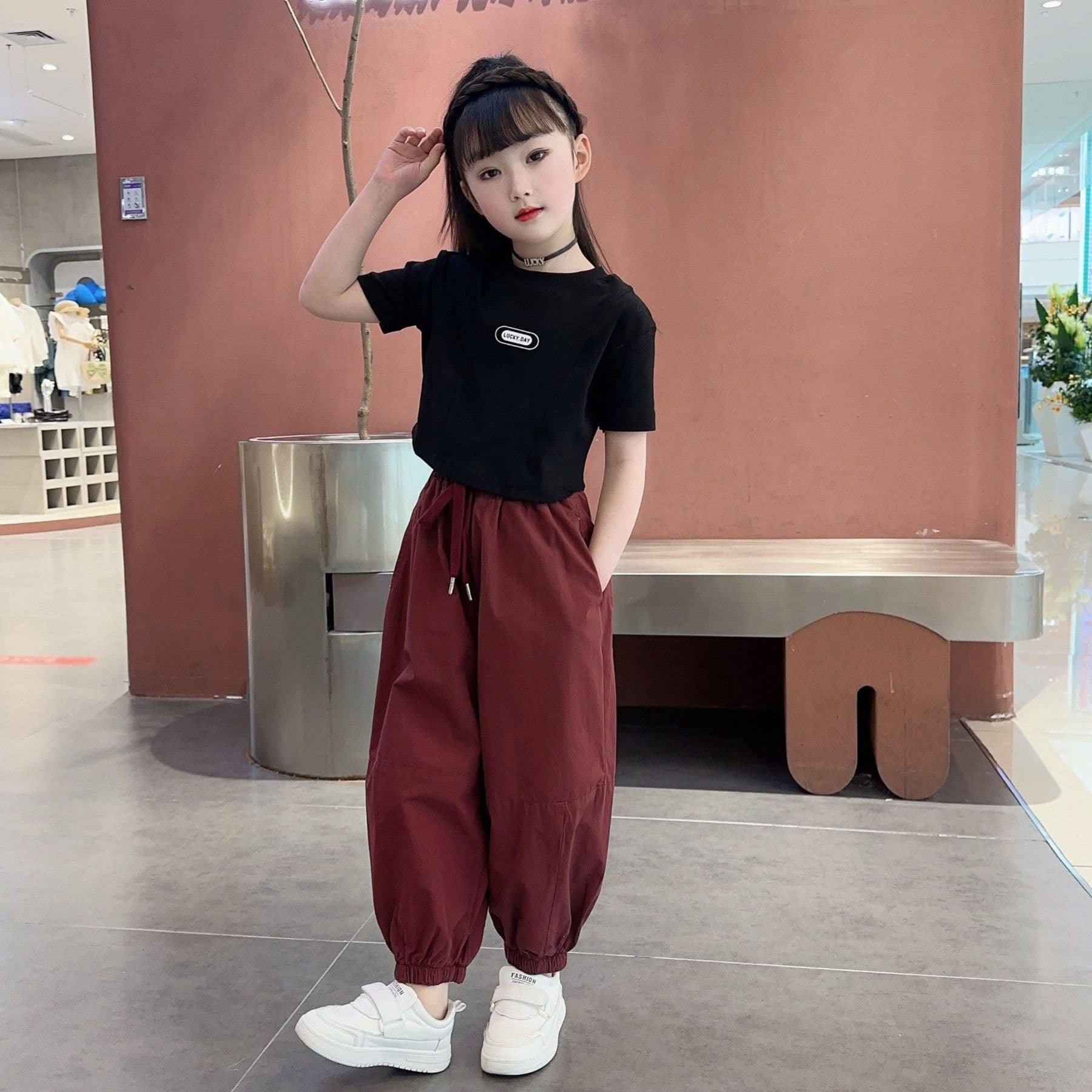 Girls summer suit 2025 new style casual bloomers two-piece set for girls, middle and older children, summer clothing trend