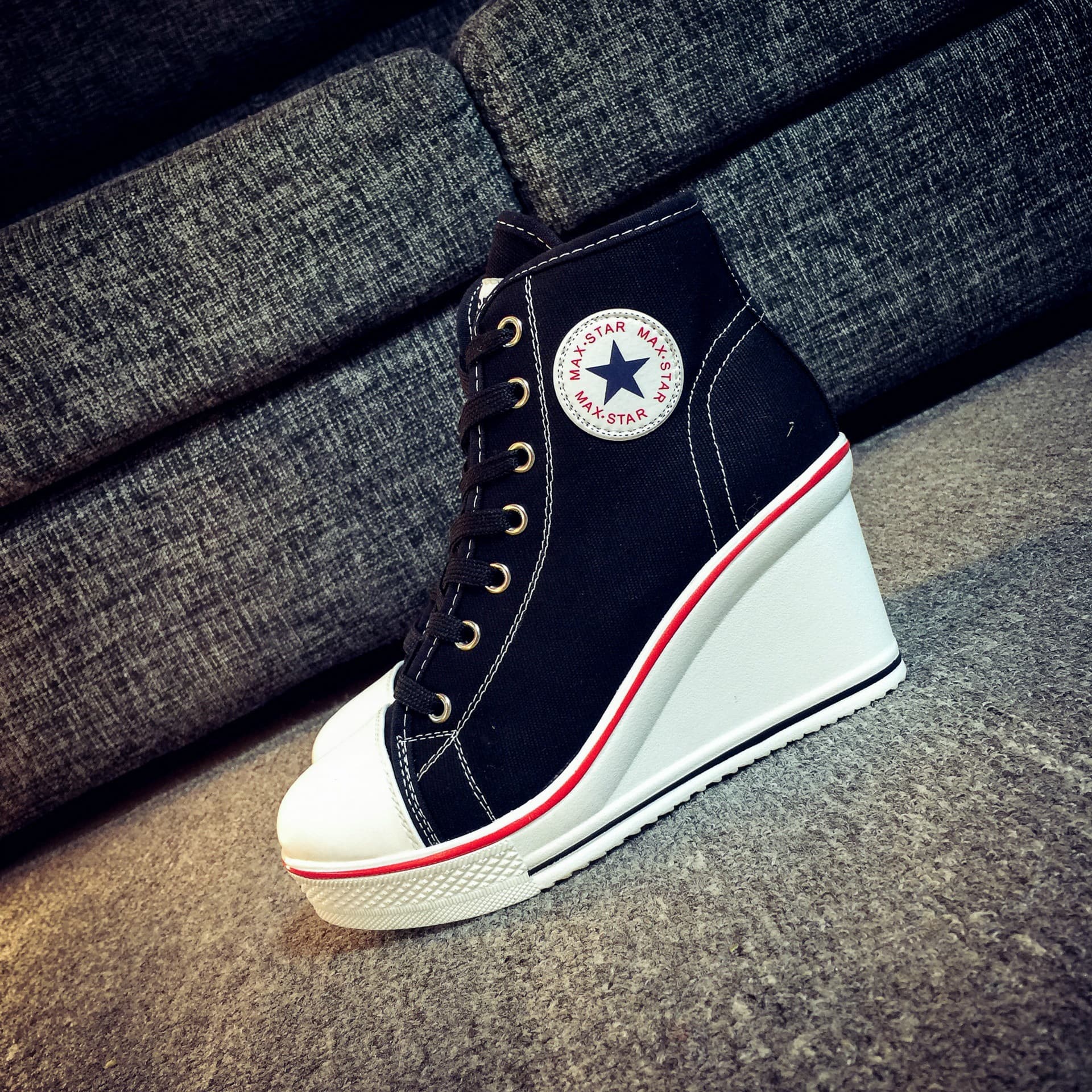 2026 New Large Size High-Top Canvas Shoes for Women, Platform Sole Women's Shoes, Thick Sole Wedge Shoes, 8cm Height Increase Women's Shoes