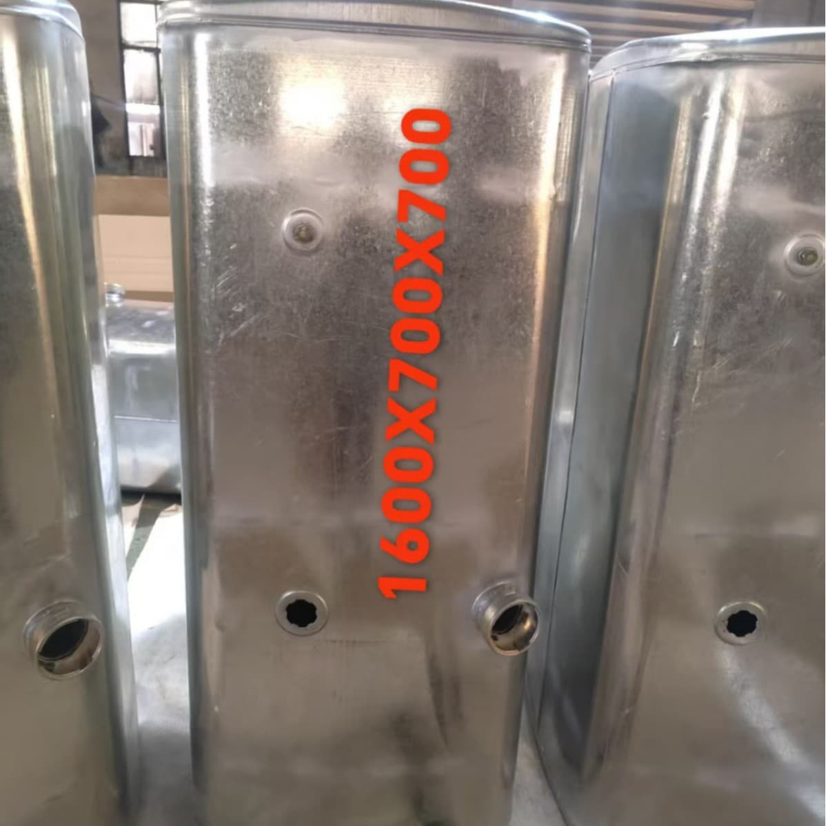 Factory Address Fuel Tank HOWO Fuel Tank 600L Iron Fuel Tank 1600*700*700 Large Capacity
