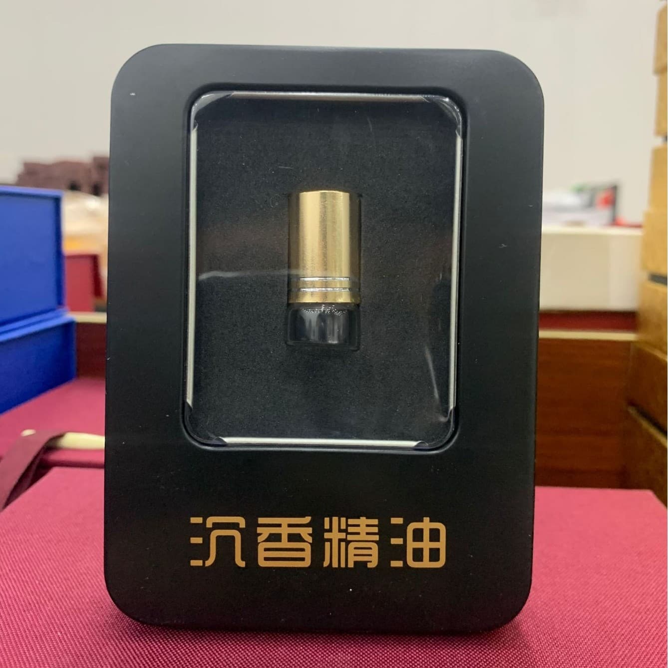 Wholesale Packaging Essential Oil Gift Box, Agarwood Essential Oil Box, Qi Nan Essential Oil Gift Box, Simple Roll-On Essential Oil Iron Box