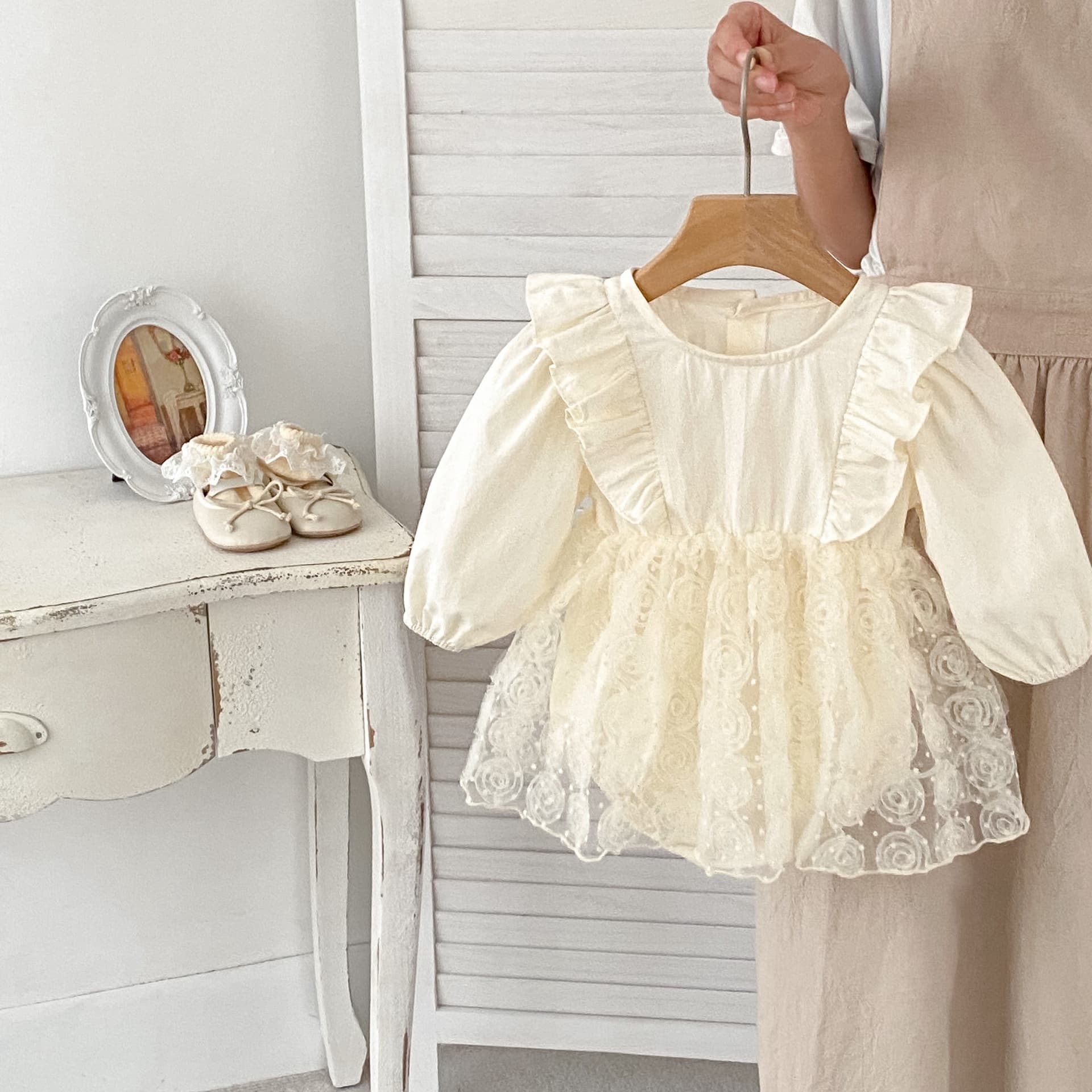 2025 Spring Style Sweet Princess Mesh Flower Covered Clothes Baby Girl's One-Year-Old Banquet 100-Day Photo-taking Harness Dress Romper Suit