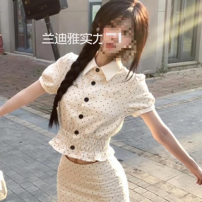 Sweet Polka Dot Short Sleeve Blouse and Skirt Two-Piece Set Women's Summer New School Style Short Babydoll Top with Turn-Down Collar