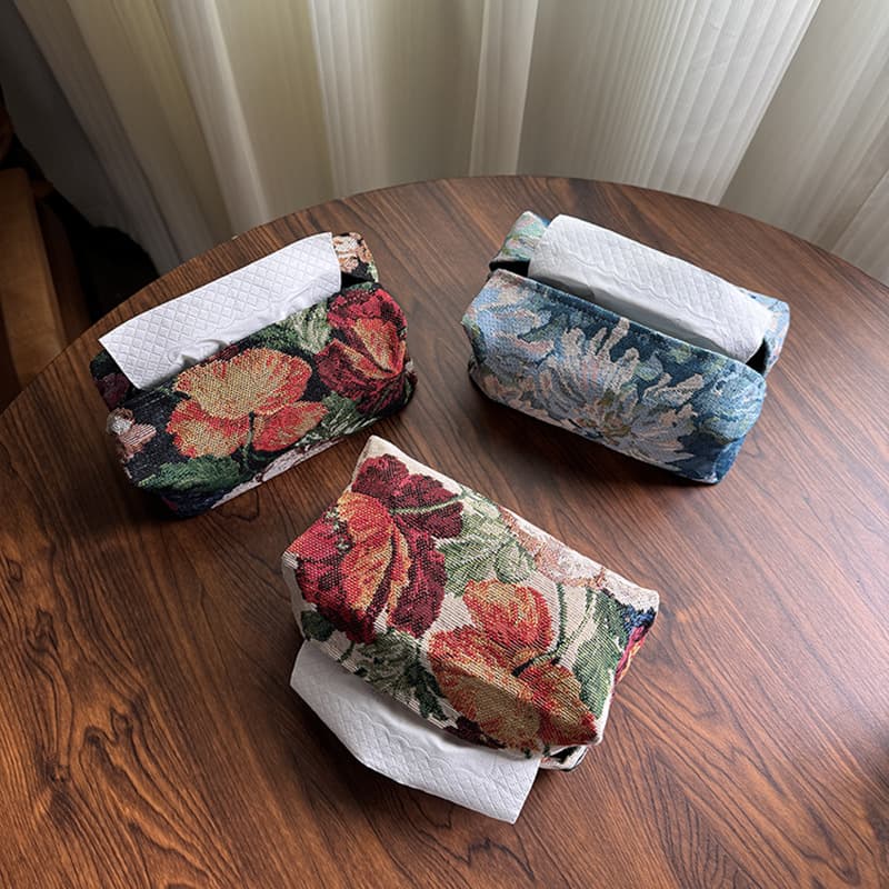 High-end floral home retro creative tissue box, jacquard fabric tissue bag for car storage, dust-proof.