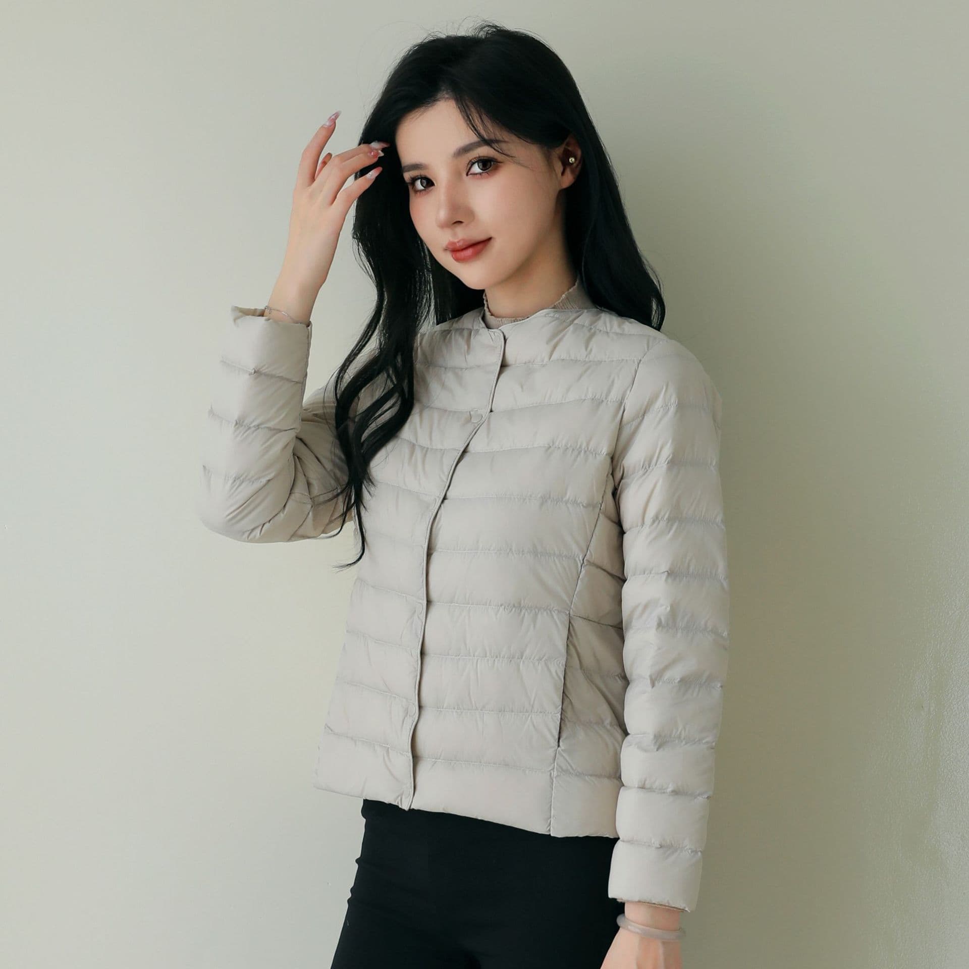 Pinghu down jacket, V-neck, round neck, thin, lightweight, solid color, simple white duck down lining, women's lightweight down jacket coat.