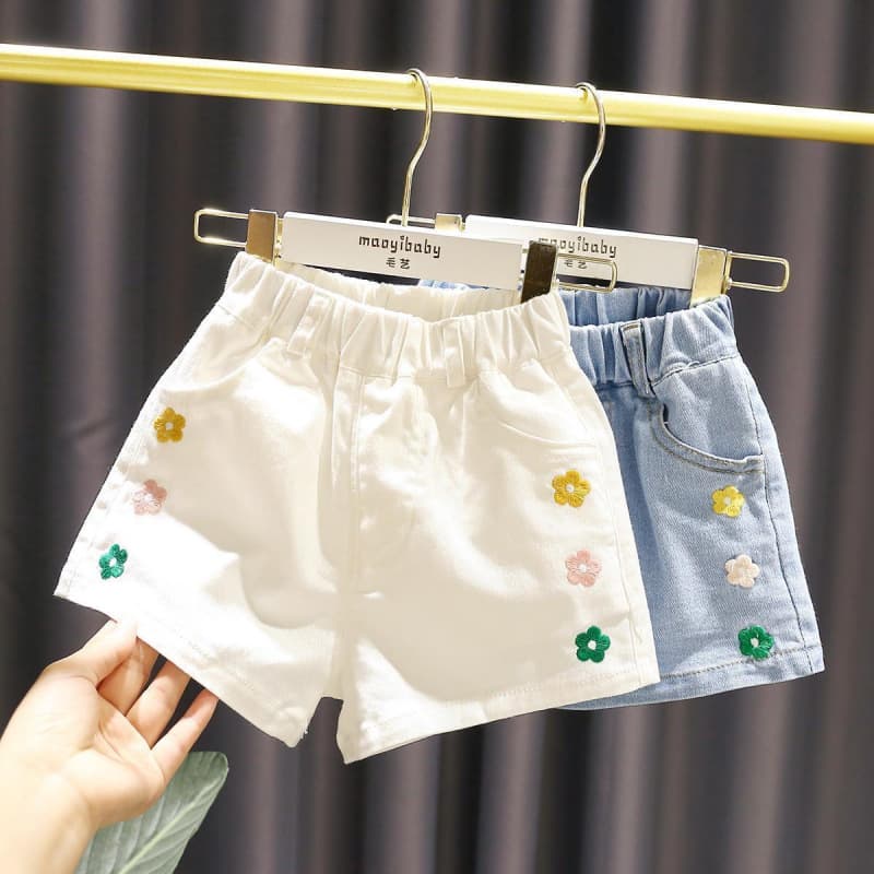 Embroidered Floral White Denim Shorts for 1-5 Year Old Girls, Summer Baby Kids Cute Washed Hot Pants