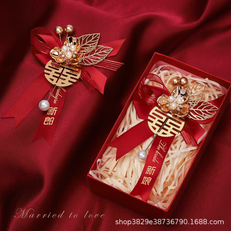 Free Shipping High-Quality Wedding Corsages and Hand Flowers for Bride and Groom, Full Set of Red Corsages for Parents