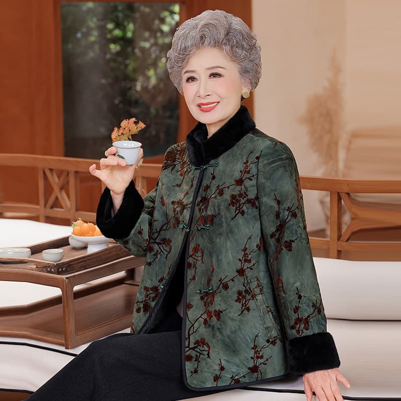 New Winter Mom Coat Faux Fur One-Piece Style, Elegant Faux Mink Velvet Outerwear for Seniors, Grandma Winter Fur Coat