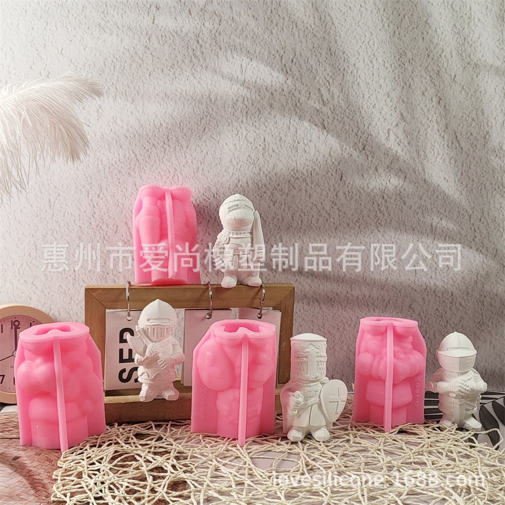 Knight Combination Plaster Figurine Candle Mold DIY Plaster Cement Silicone Mold W0468