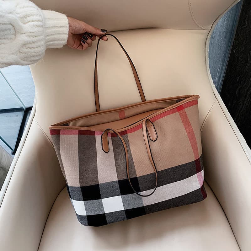 2026 autumn and winter new Internet celebrity European and American plaid canvas plaid tote bag large capacity mommy bag shoulder bag large bag