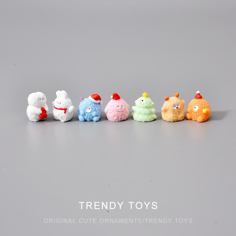 Cross-border New Christmas Little Monster Cute Mini Figures Accessories Micro Landscape DIY Decorations Desktop Ornaments