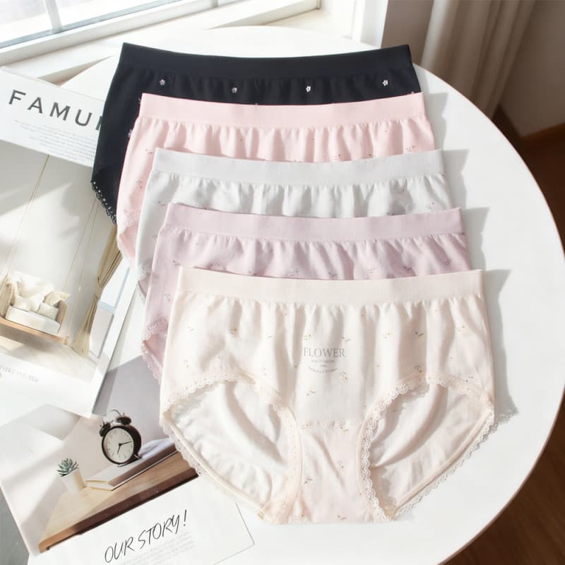 Women's Underwear Modal Women's Briefs Soft Seamless Japanese Style Small Floral Briefs Wholesale