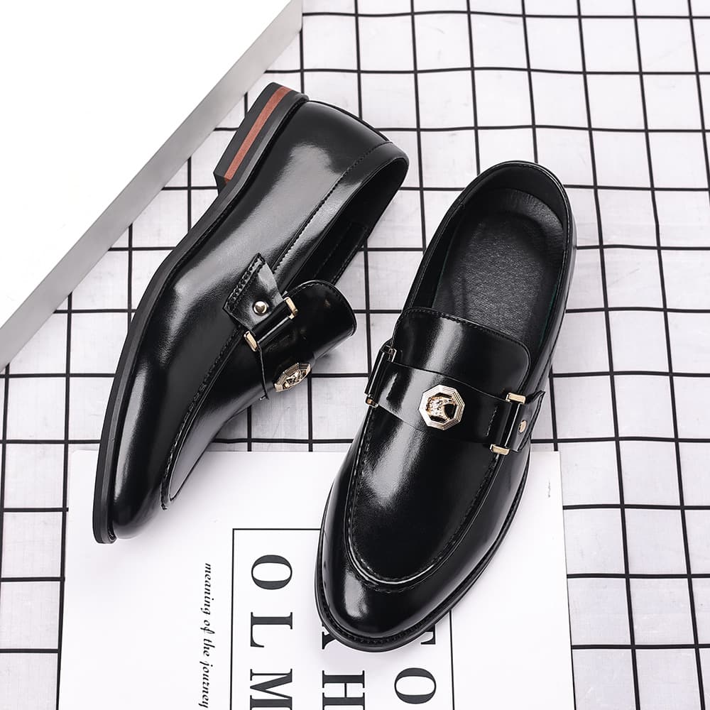 Selected Export Men's British Casual Leather Shoes, Men's Cross-Border Large Size Metal Buckle Slip-On Fashion Shoes