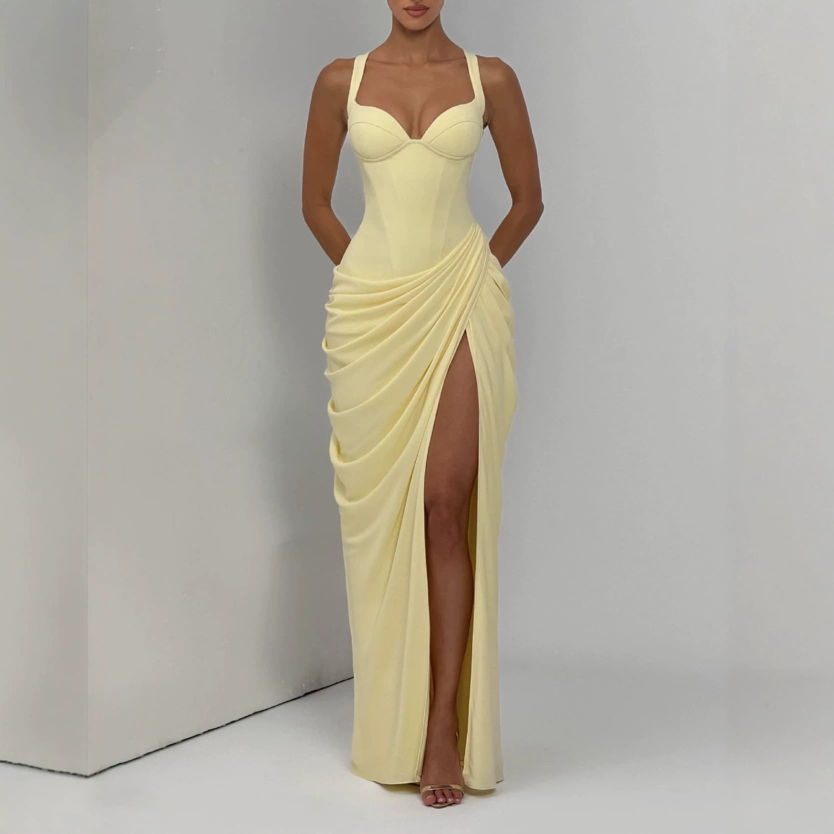 European and American sexy suspender fishbone corset dress long skirt pleated waist high slit hip-covering banquet wedding dress