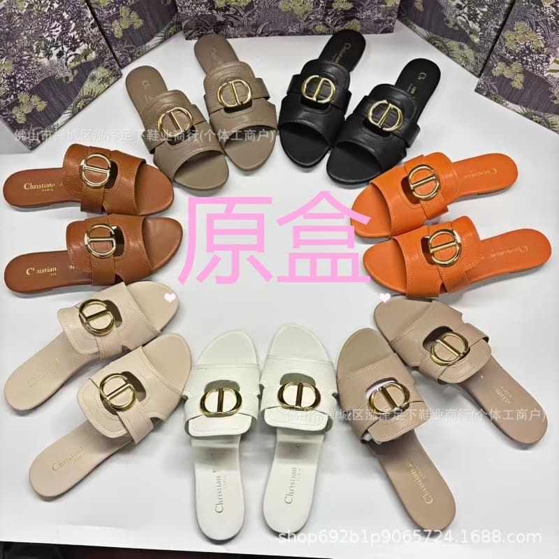 Cross-border Flat Fashion D Brand 2026 New Buckle Leather Casual Beach Sandals for Women
