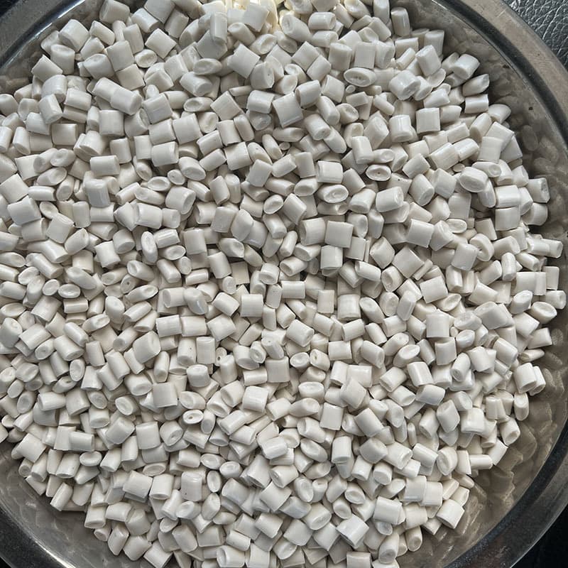 White PPR Recycled Plastic Granules PPR Pipe Recycled Material PPR Sewage Pipe, High Impact Recycled Material