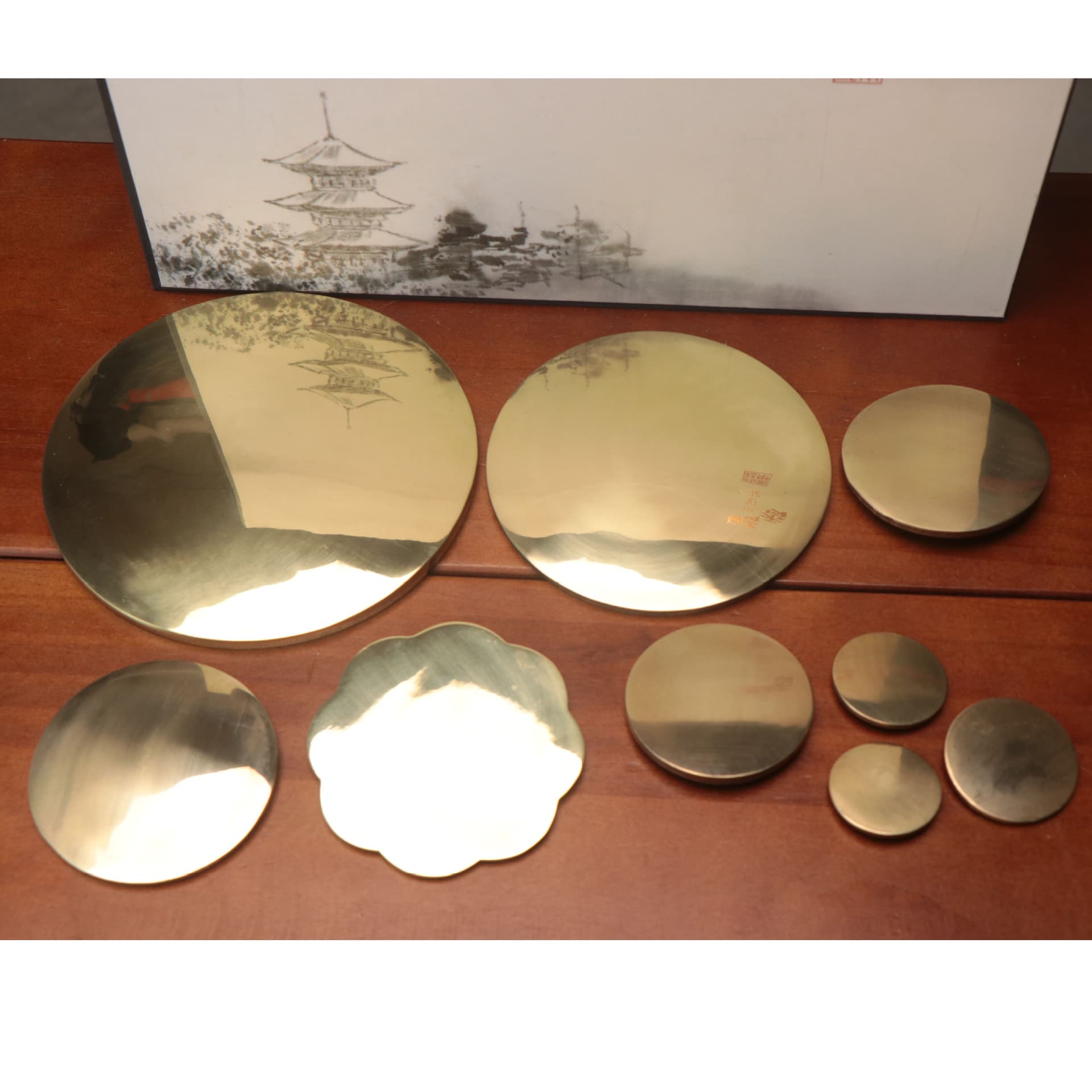 Brass glossy Bagua Mirror Twelve Zodiac Bronze Mirror Four Seasons Peaceful Wedding Waist Mirror Plum Blossom Mirror Bagua Mirror