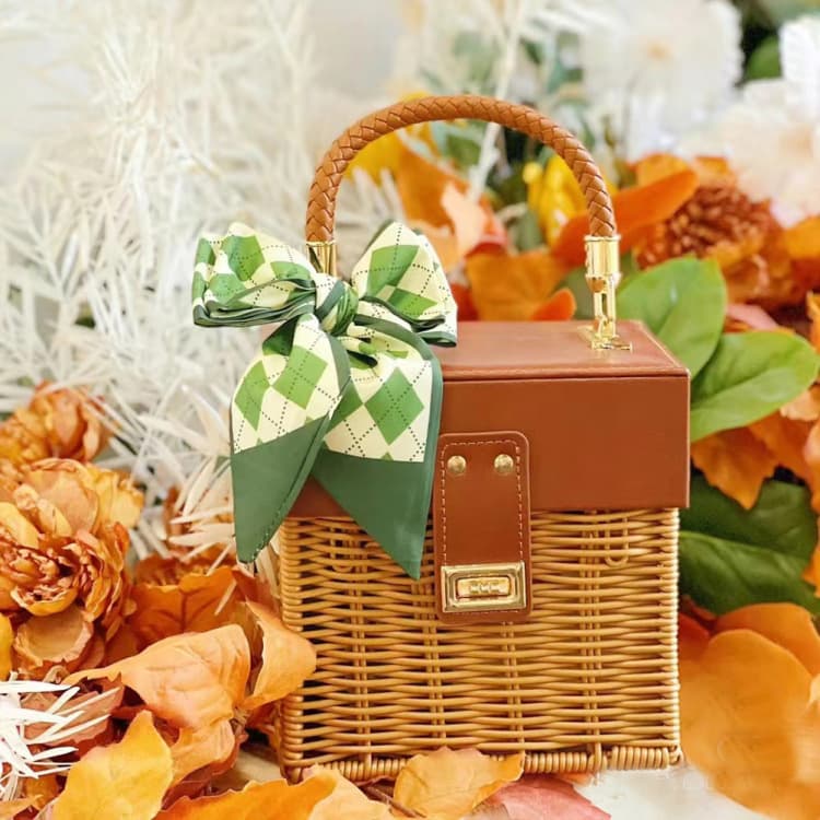 Bridesmaid Gift Woven Rattan Basket, Wedding Favor Packaging Box, Forest-Themed Wedding Gift Box, Birthday Ceremony Gift Box