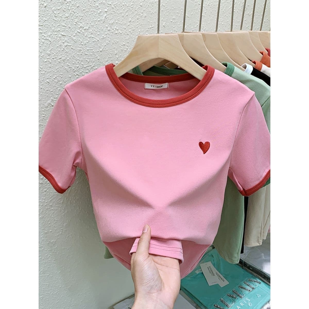 Girls Embroidered Heart T-Shirt 2026 Summer New Mid-Large Child Short Sleeve Top Fashionable Half Sleeve Tee