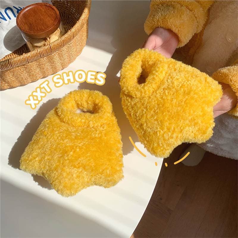 Plush, cute and creative Internet celebrity slippers, duck paws, autumn and winter cotton shoes, home shoes, warm women's fun cartoon paws