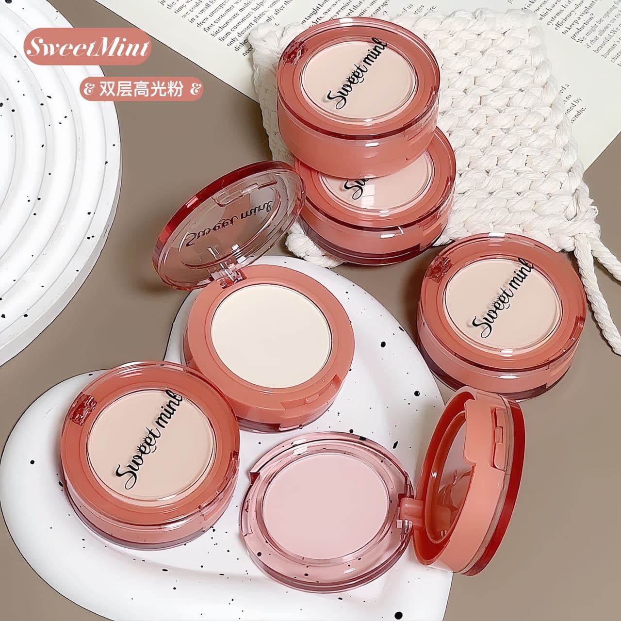 Sweetmint Double-Layer Highlighter Powder, Fine and Sheer, Natural and Three-Dimensional, Lifts and Brightens the Face with a Plump Effect