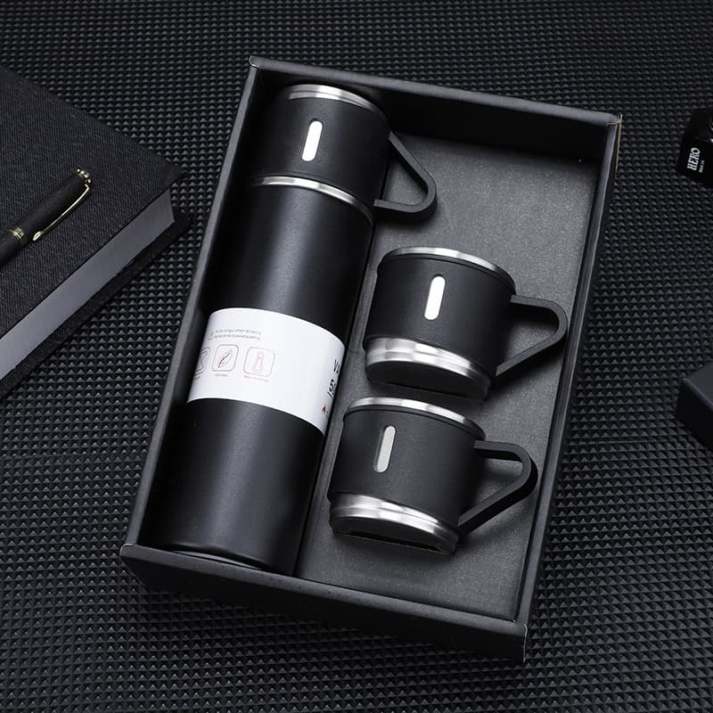 304 stainless steel thermos cup, one cup, three-lid car thermos cup, home thermos cup, portable business gift customization
