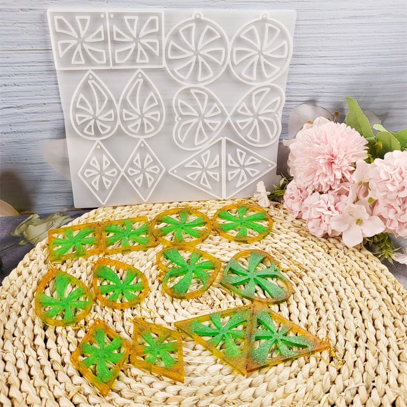 Z0031 Christmas Earring Mold Crystal Resin Silicone Mold DIY Decoration Silicone Mold