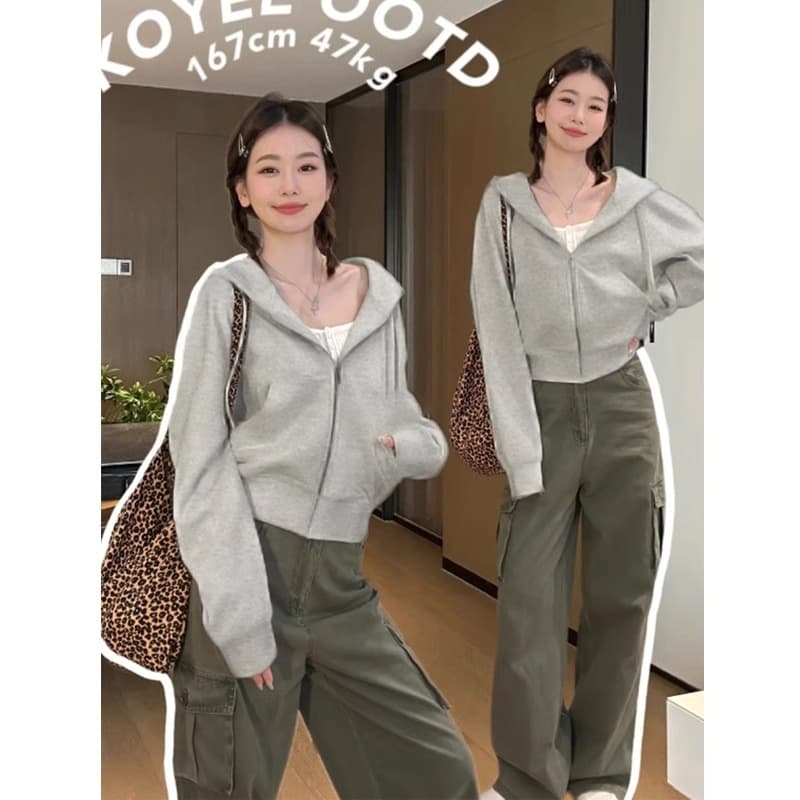 Gray Short Hoodie Zip-Up Jacket for Women, Spring and Autumn Style, Petite Early Fall Top, Lightweight Cardigan