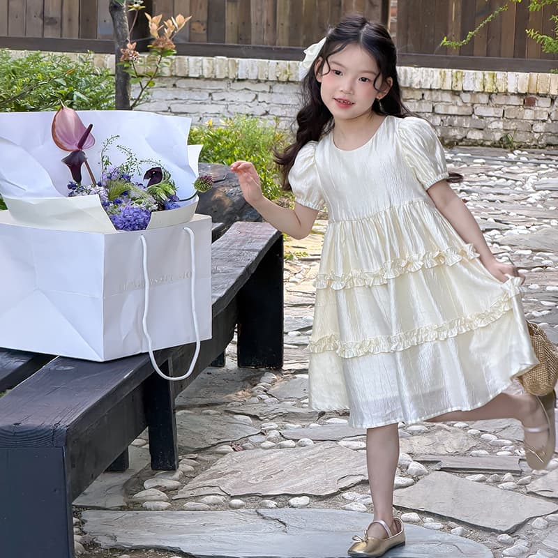 Pearlescent Filter Gentle Princess Dress ~ Elegant Satin Bubble Short Sleeve Ruffle Trim Fairy Cake Dress