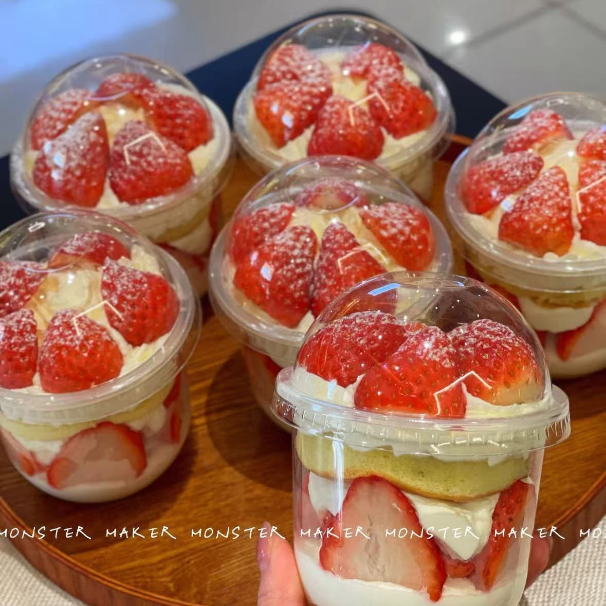 Strawberry Boba Cup Disposable U-shaped Fruit Cream Cake Cup Strawberry Mango Oreo Chubby Boba Cup