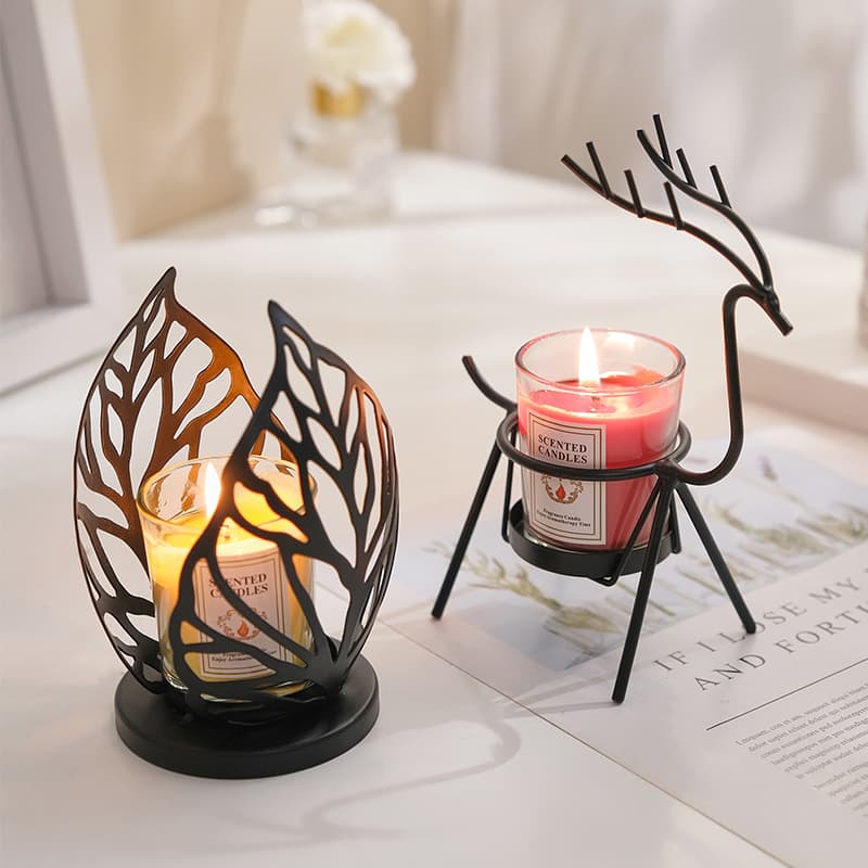 Factory direct sales iron candle holder, light luxury Valentine's Day ornaments, candlelight dinner props, Nordic atmosphere, romantic decoration