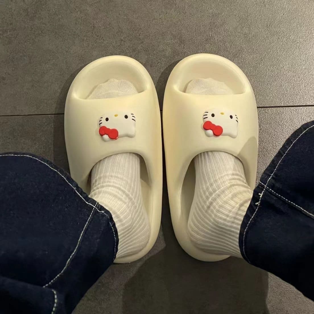 Summer slippers for women, indoor, home, bathroom, bathing, soft sole, non-slip, cute, poop-feeling slippers for summer wear