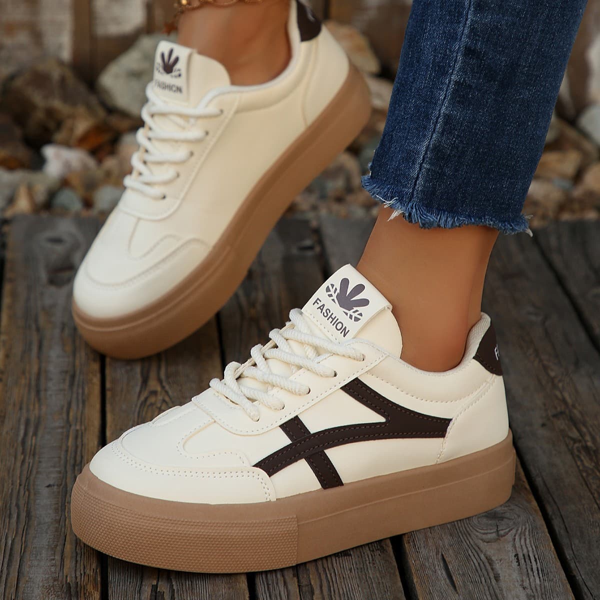Women's 2025 New Spring/Autumn Chunky White Sneakers Retro Agam Shoes Student Casual Sports Skate Shoes