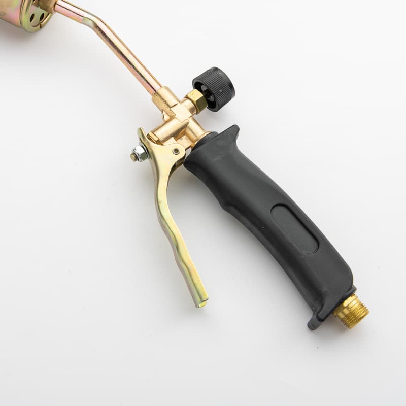 Manufacturer wholesale high-temperature liquefied gas torch for burning pig hair, household waterproof gas blowtorch with single/double switch set.