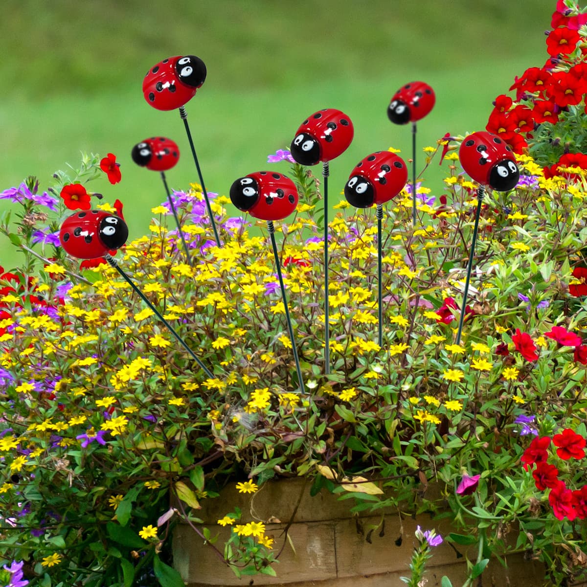 G334-YY Garden Decoration Outdoor Garden Insert Sign, Courtyard Simulation Small Insect Ladybug Lawn Stake, 10 Pieces
