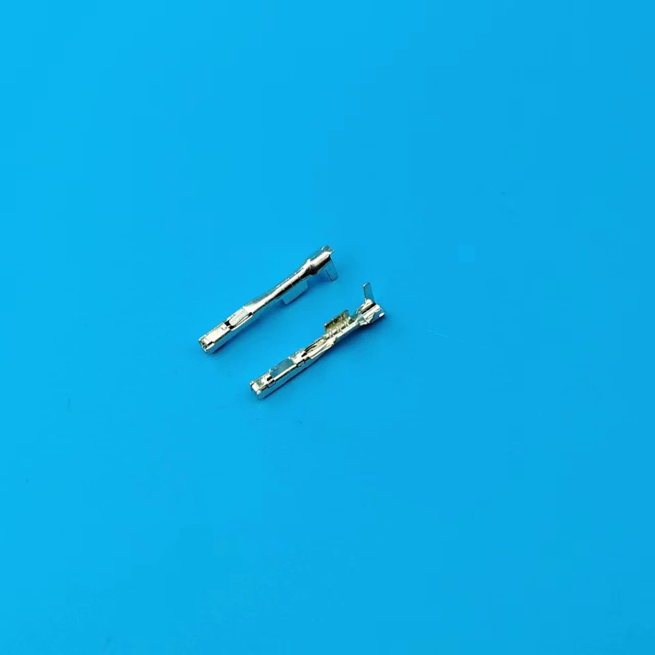 0.6mm plug spring automotive wiring terminal plug-in copper terminal automotive connector terminal DJ7331Y-0.6A