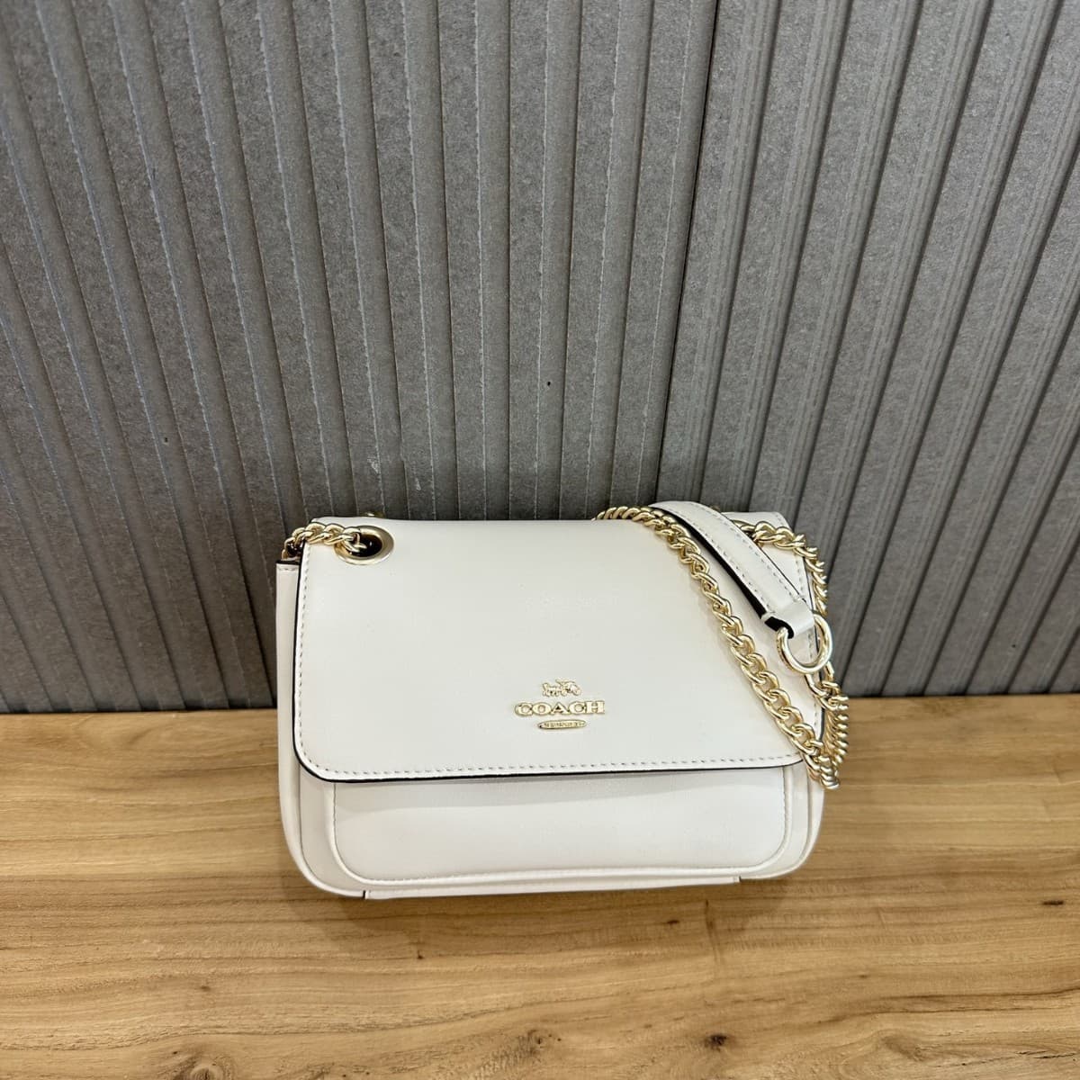Kou C's new 26-year-old elodie19 postman chain women's bag flip bag portable one-shoulder diagonal cross-body versatile women's bag