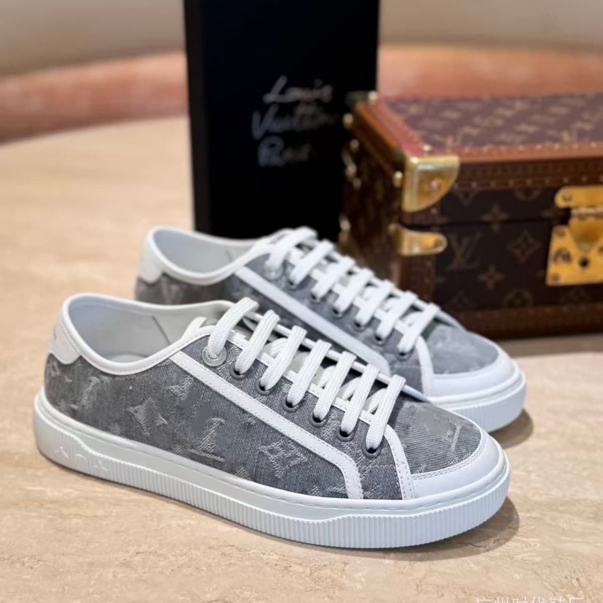 L Brand Spring/Summer New Letter Thick Sole Denim Casual Sports Shoes Cherry Lace-Up Anti-Slip Skate Shoes for Women
