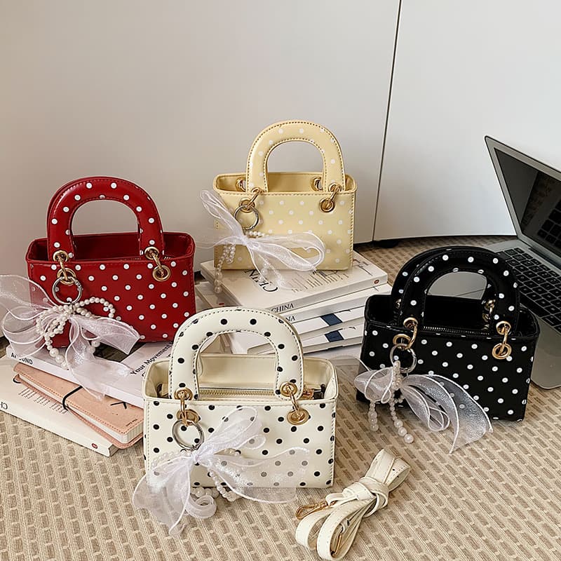 2026 Spring New Fashionable Handbag for Women, High-Appeal Polka Dot Small Square Bag, Commuter Shoulder Bag for Work