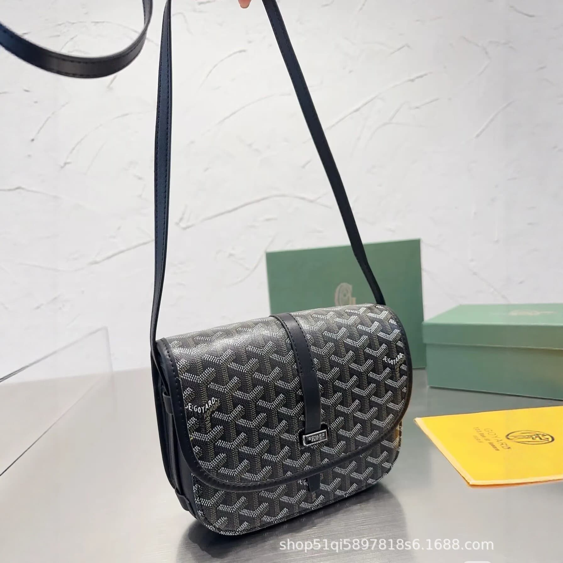 Goyard-style dog tooth saddle shoulder messenger bag, classic print crossbody bag for women, goyard small square bag new style versatile