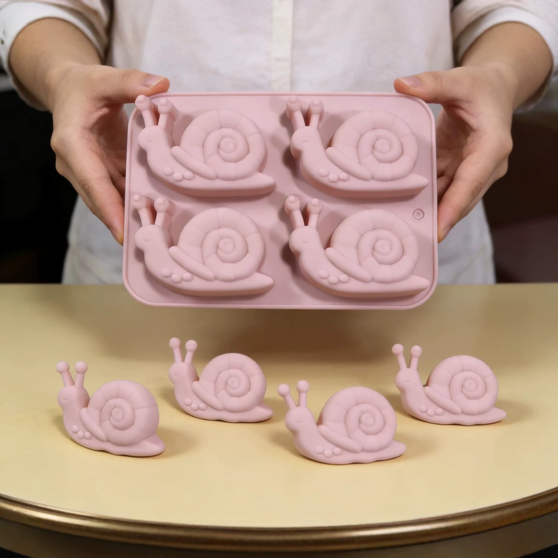4-Connected Snail Shape Silicone Mold Baking Pan Cake Mold Resin Handmade Soap Ice Cube Tray Chocolate Mold