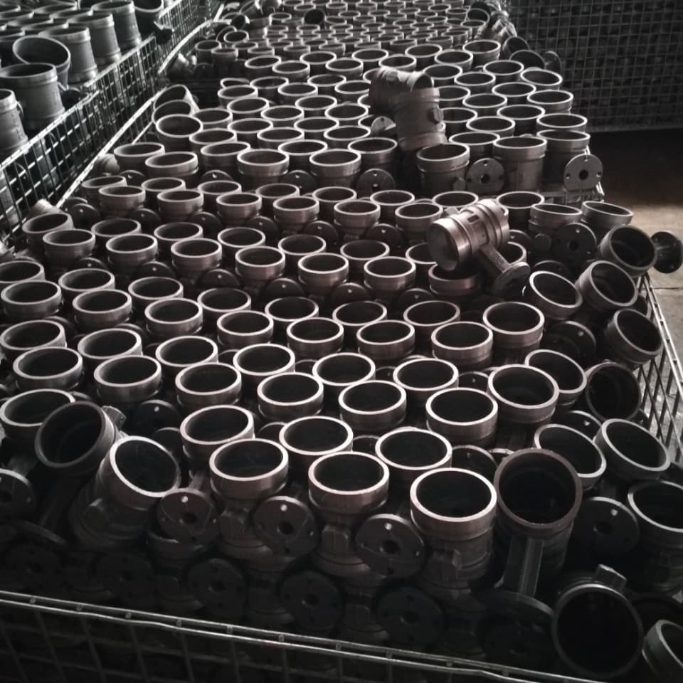 Vertical ductile iron castings for counterweights