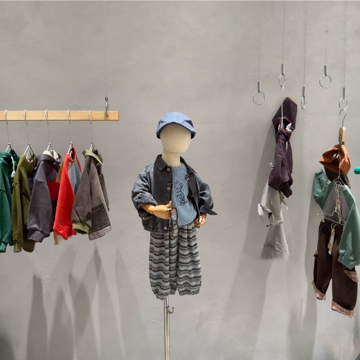 Luo Xiaomi Children's Clothing Wholesale Huzhou Zhili Children's Clothing Source Children's Clothing Balance One-Hand Pickup Children's Clothing Mixed Batch Pickup